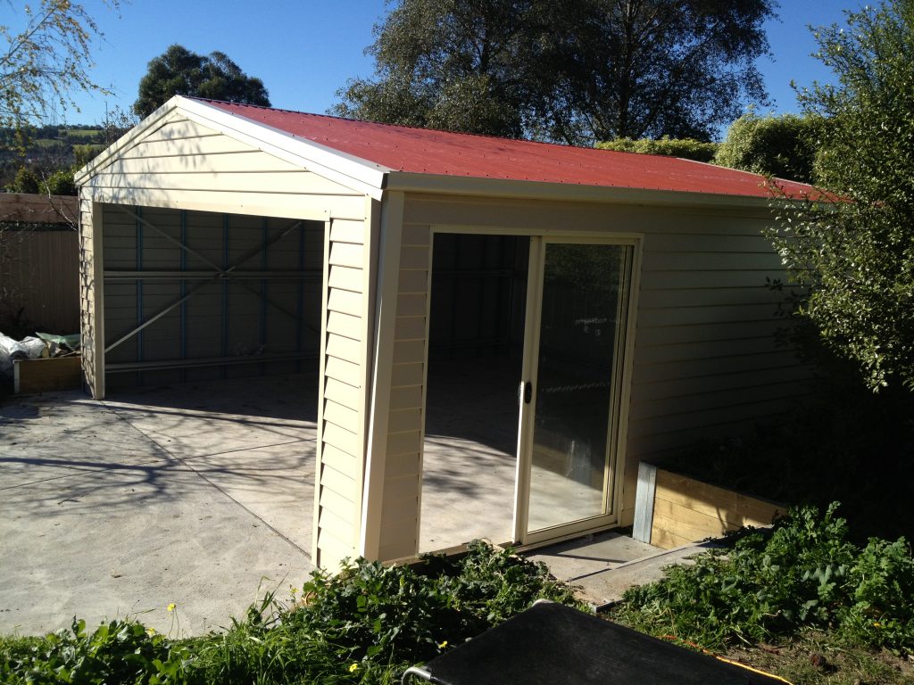 standard shed with wboard